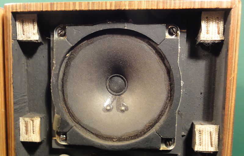 Plik:Radio Chopin - 021kolumna.jpg