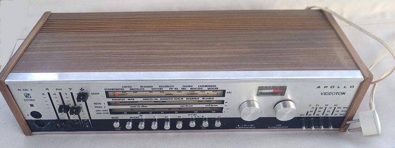 Plik:Apollo-radio-4.jpg