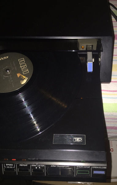 Plik:Sony - PS-FL7II -02.jpg