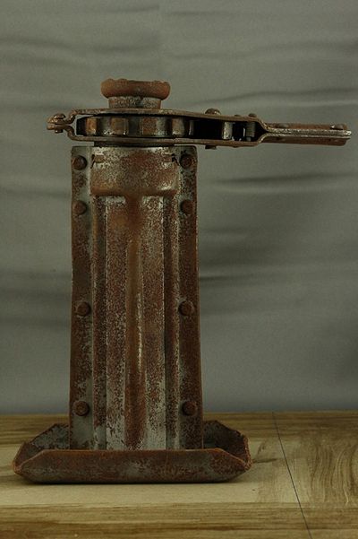 Vintage Mechanical Engineering School Training Model Car Jack Gear Stand.jpg