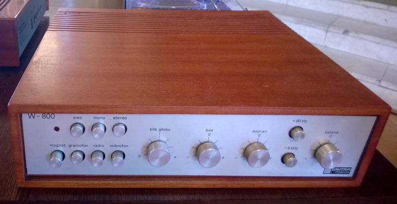 Plik:PC W-800-s.jpg
