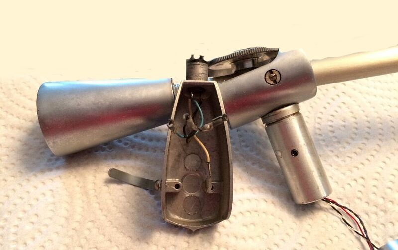 Plik:Pic-1 rekokut-micropoise-s220-12-in-tonearm.jpg