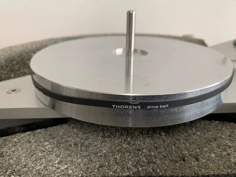 Plik:Thorens Concrete -08.jpg