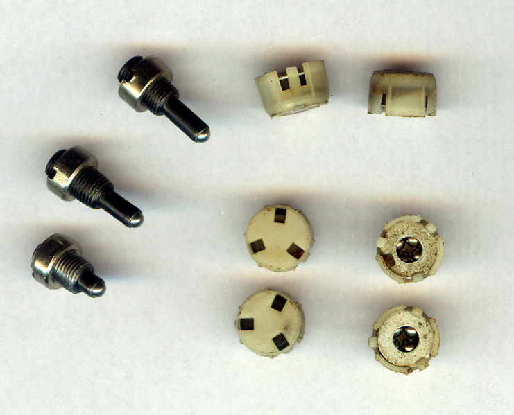 Plik:Lo R8-3.jpg