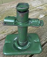 Vintage Screw Jack Car Auto-1.jpg