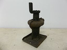 VintageAntique Model T or A Car-Truck, Gear Drive, Screw Type, Jack-8.jpg