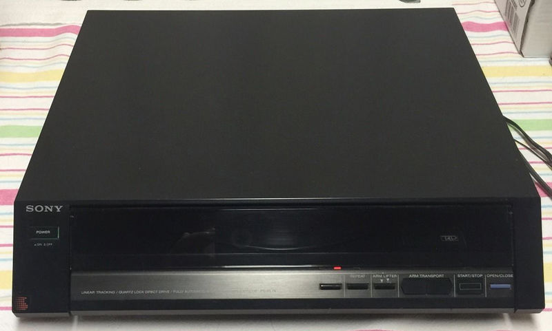 Plik:Sony - PS-FL7II -04.jpg